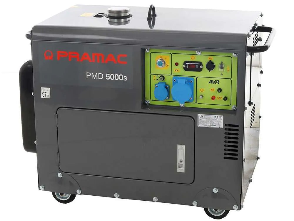 Vue de face et panneau de commande du groupe électrogène diesel Pramac PMD 5000s