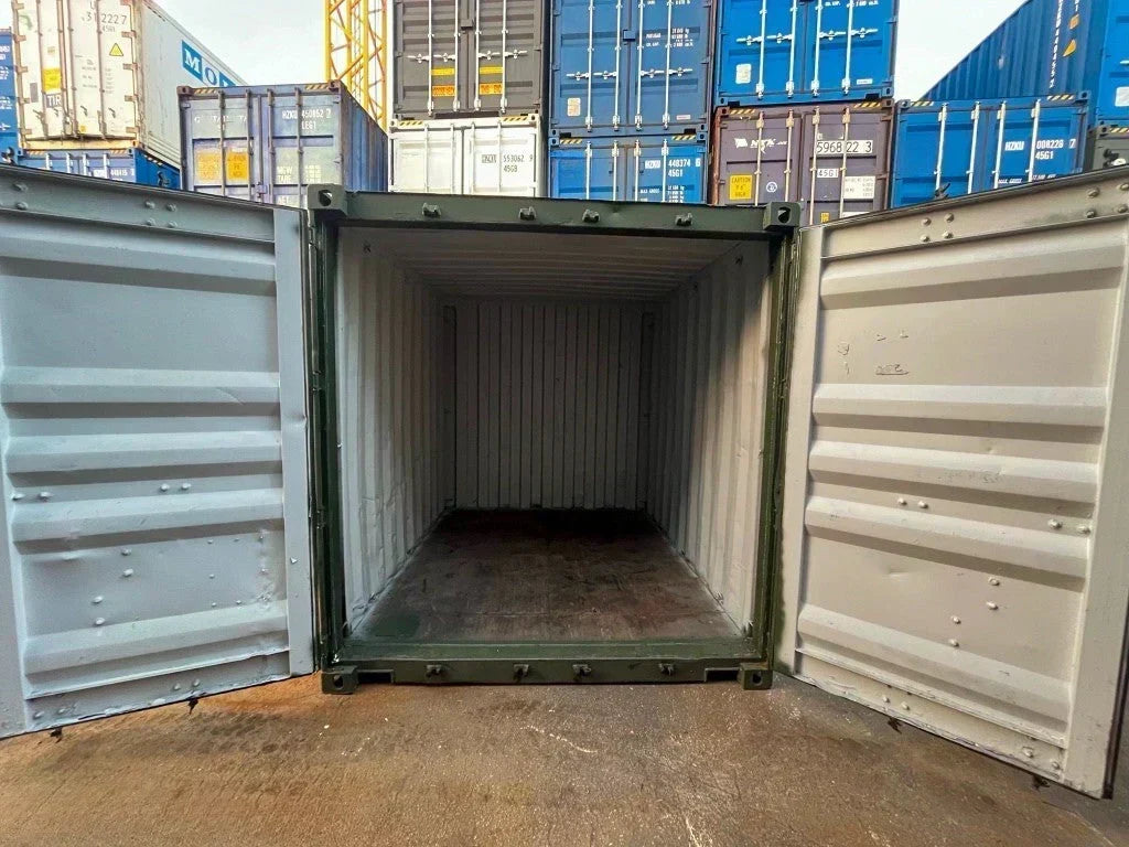 Conteneur de stockage d’occasion 3 mètres – Vert RAL 6007, réf. 395 127-7