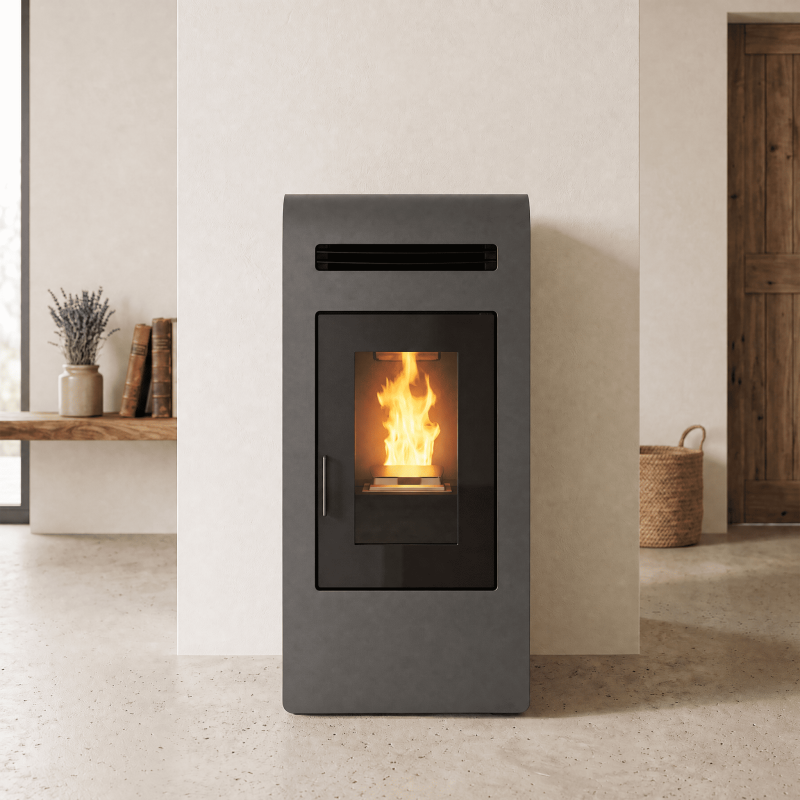 Poêle à granulés canalisable ETNA Luxe Cayenne 16 kW dans un intérieur
