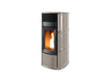 Poêle à granulés canalisable MCZ Suite Comfort Air 12 M3, finition céramique claire, vue trois-quarts