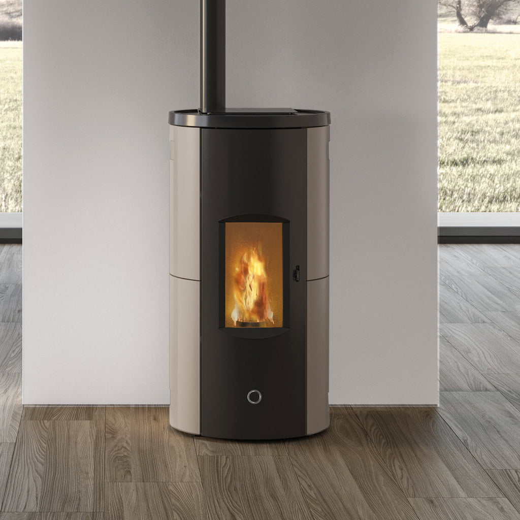 Poêle à granulés Edilkamin EK63 Like 80 Evo céramique gris tourterelle raccordement supérieur 7,6 kW