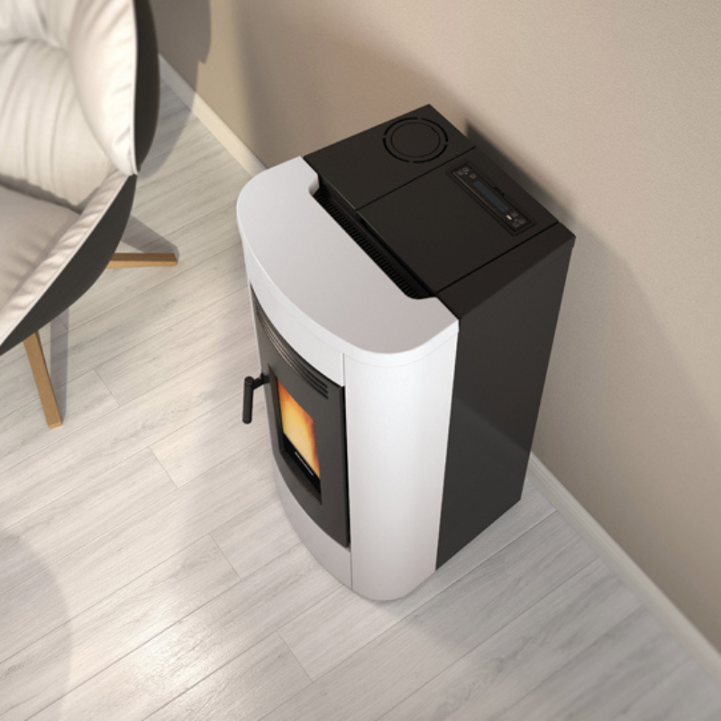 Poêle à granulés Extraflame Klaudia 5.0 8 kW, réservoir 15 kg - image 2