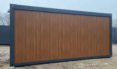 Bureau Container Premium 6,00 × 2,44 m – Finition Bois, Porte en Façade et Habillage Intérieur Blanc