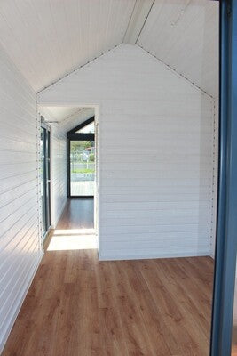Tiny House 10,90 × 2,90 m clé en main – Maison avec Cuisine Équipée, Salle de Bain et Toit à Deux Pentes