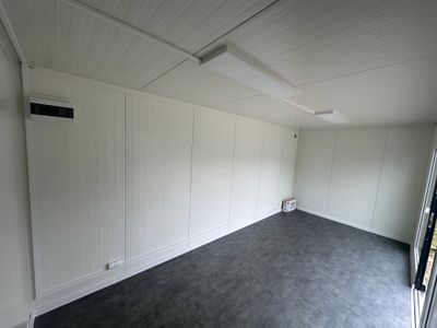 Bureau Container 6,00 × 2,90 m neuf – Grand Espace de Travail Modulable