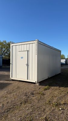 Bureau Container d’Occasion 20 Pieds – 6,06 × 2,44 m avec Isolation, Chauffage et Installation Électrique