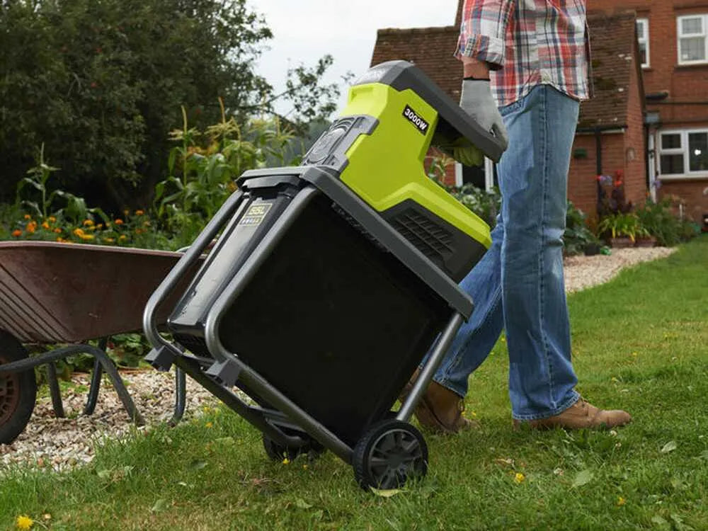 Ryobi RSH3045U - Broyeur de végétaux électrique 3000 W - Bac 55 L - photo 2