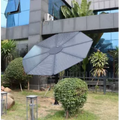 Parasol solaire pliable de 1 000 W avec panneaux flexibles et éclairage LED intégré