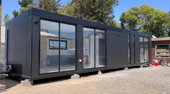 Maison modulaire MONTES de 36 m² – 2 chambres, salle de bain et cuisine ouverte