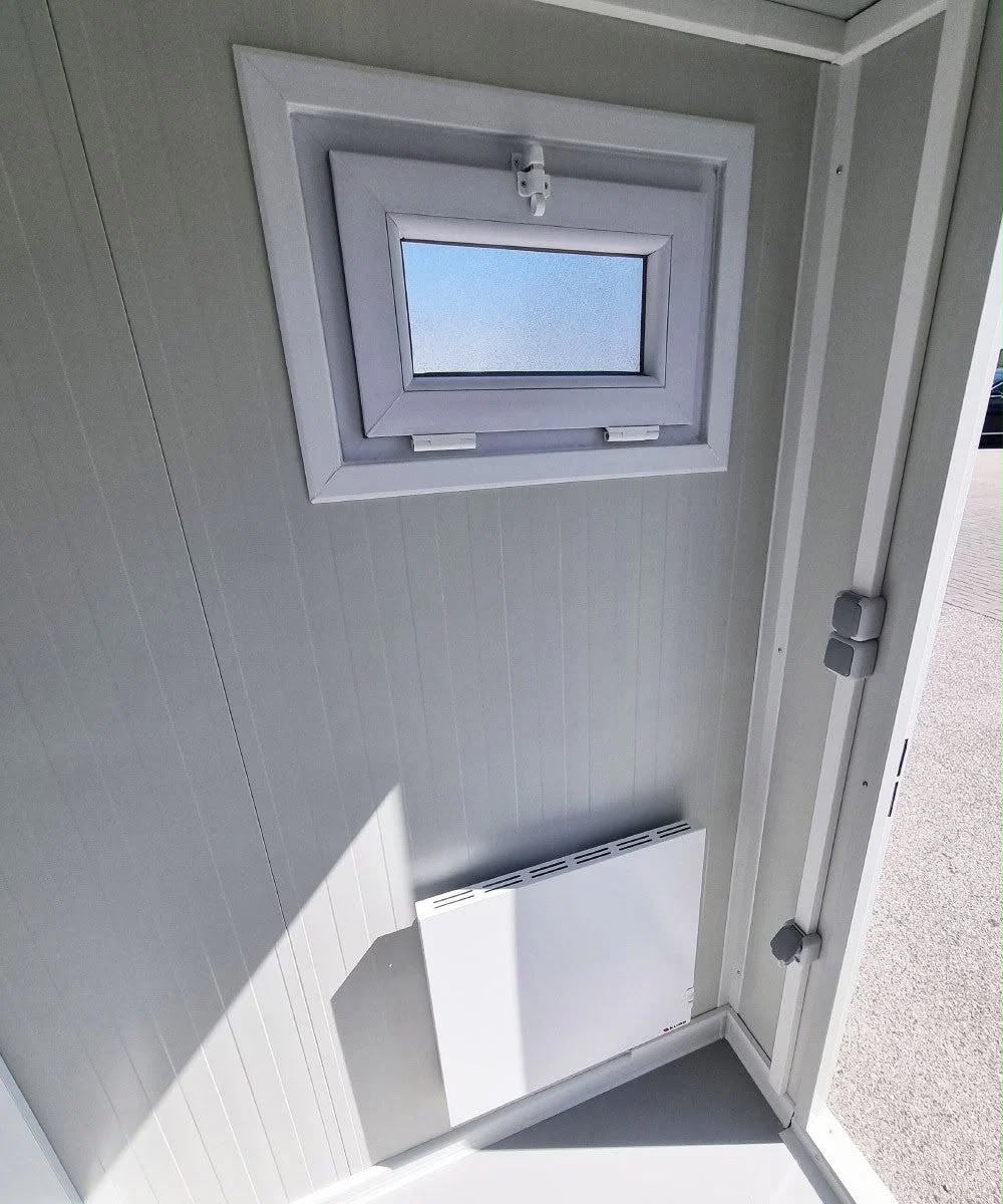 Conteneur sanitaire 3 m – Double cabine avec chauffage