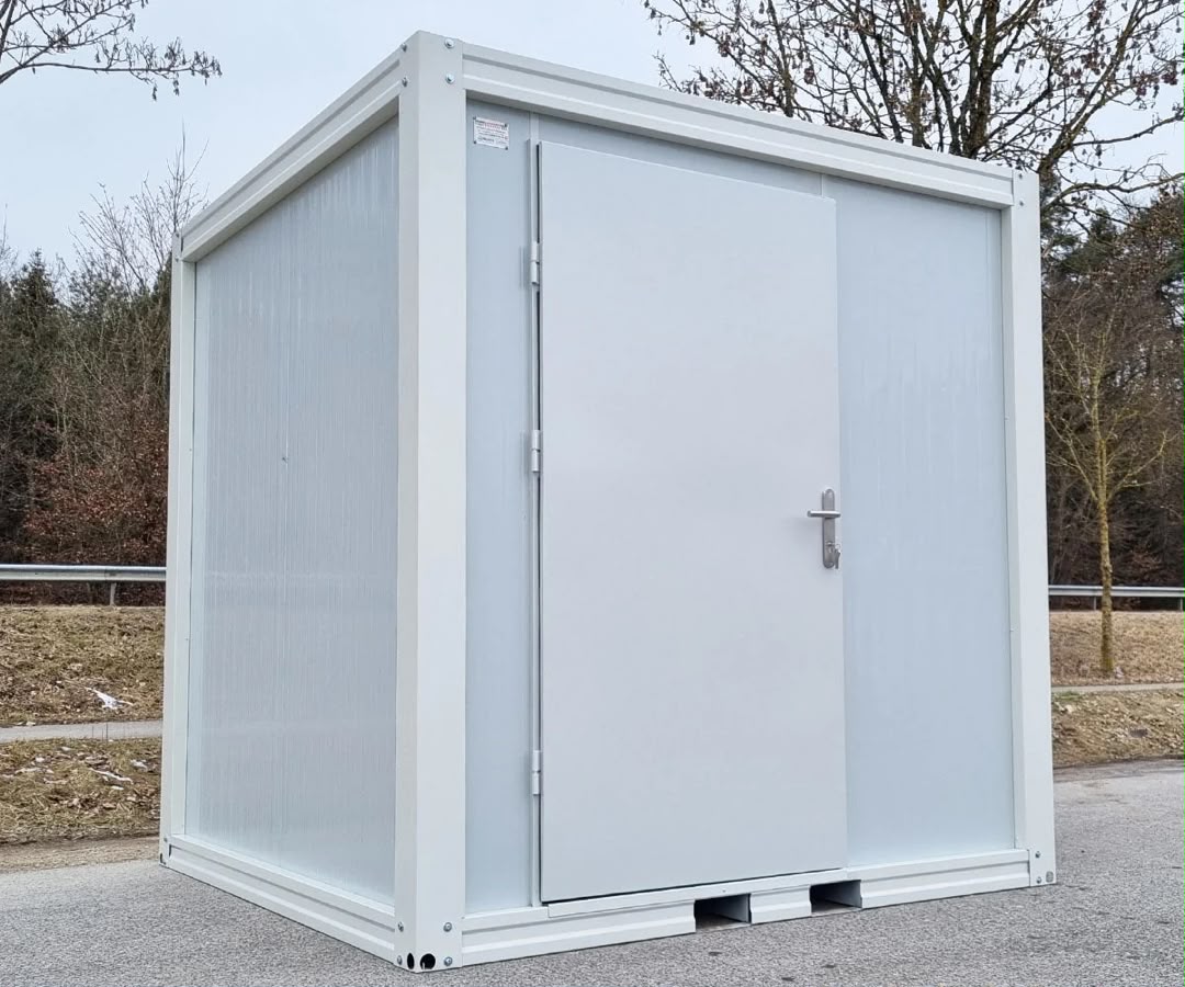 Conteneur sanitaire PMR avec rampe et eau chaude