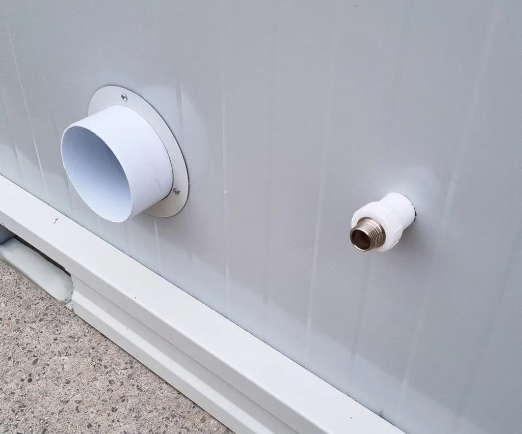 Conteneur sanitaire PMR avec rampe et eau chaude