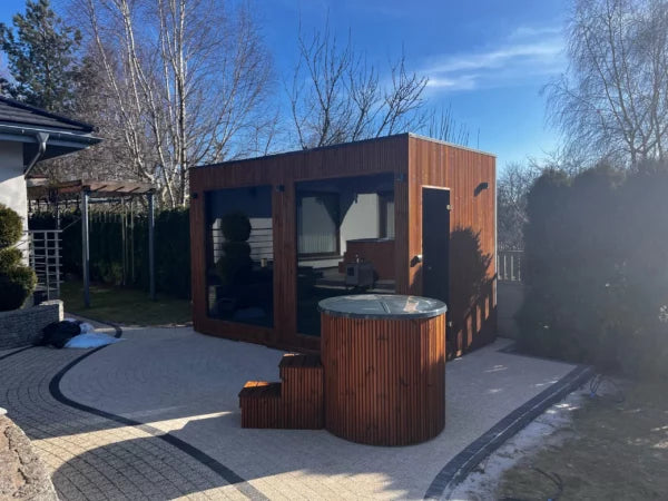 Sauna extérieur Koraxelo avec espace d’entrée