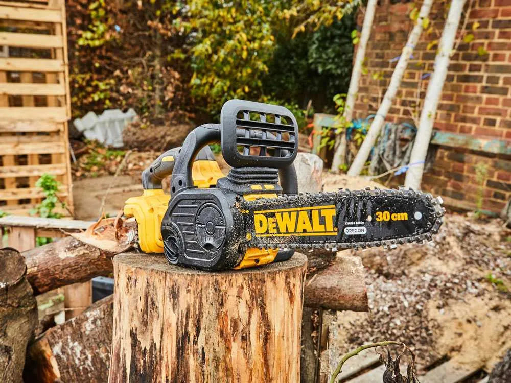 DeWalt DCM565P1-QW – Tronçonneuse à batterie 18 V – Batterie 5 Ah – Guide 30 cm – photo 6
