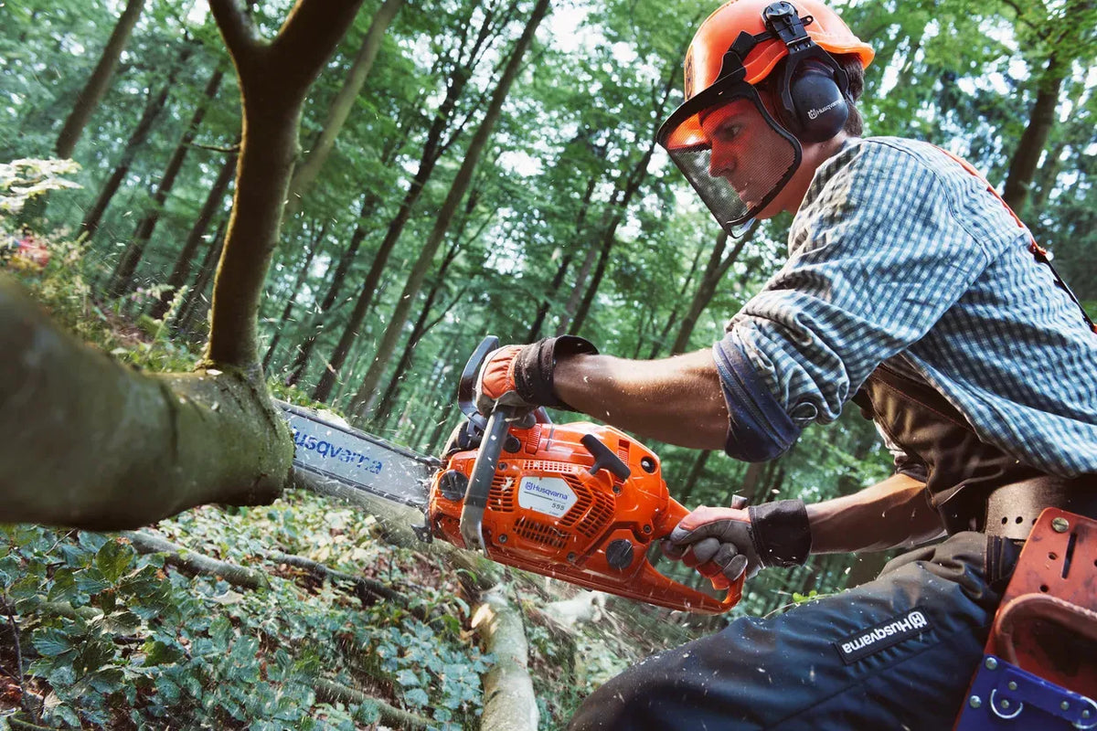 Husqvarna 555 tronçonneuse thermique – image 4
