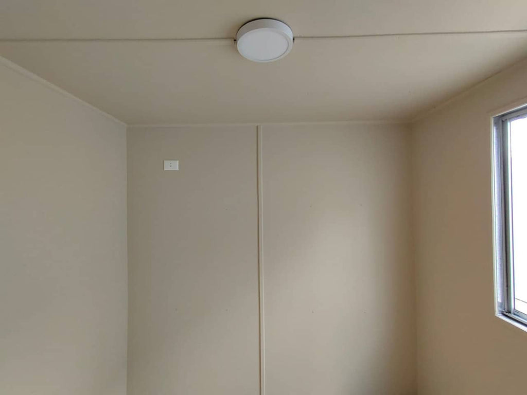 Bureau container 20 pieds avec salle de bain – Isolation polyuréthane et équipements intégrés – Réf. 1101