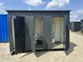 Container sanitaire neuf 3 cabines S2107 – 2 WC, 1 urinoir et 1 douche