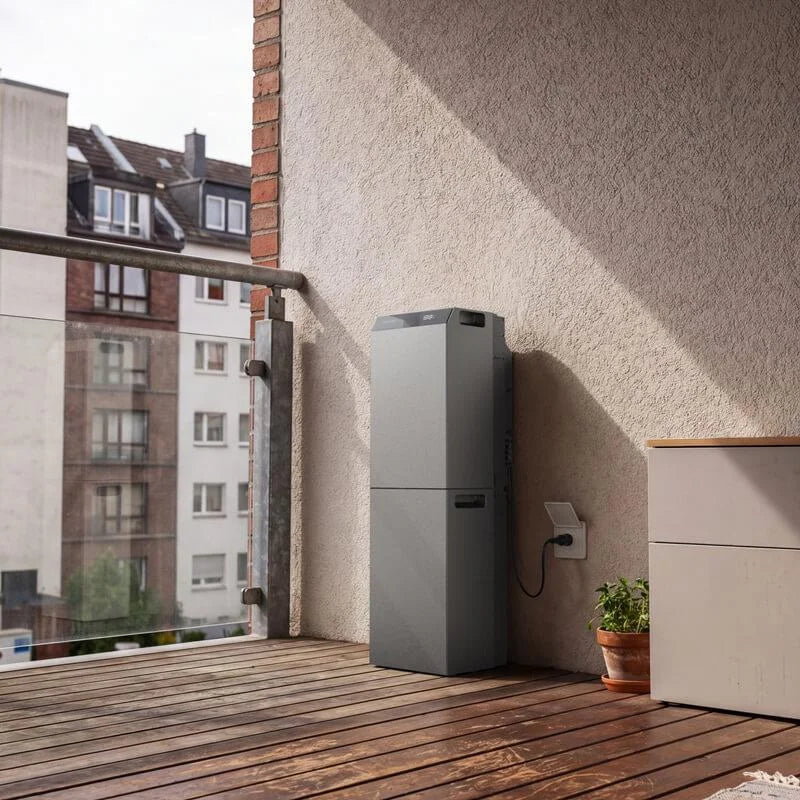 Batterie EcoFlow STREAM AC 5000 installée sur un balcon